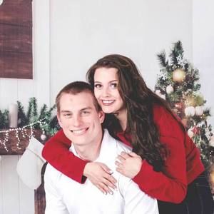 Meet your Posher, Aja